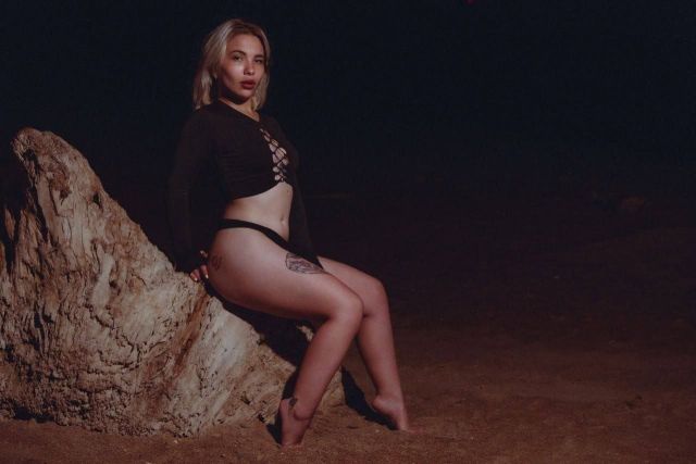 Индивидуалка Есения   Фестивальный Фотография 