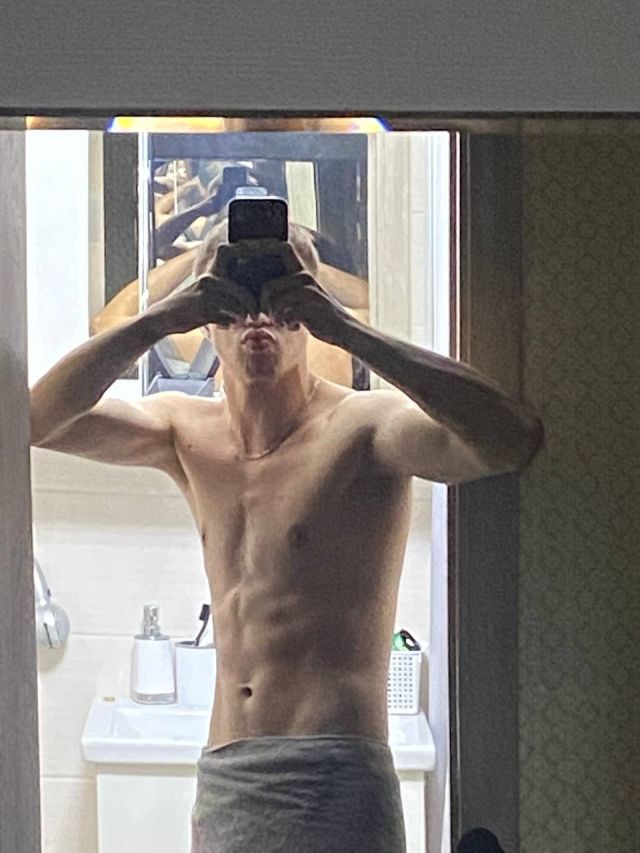 Мужчина КРИСТИАН Центральный Фотография 