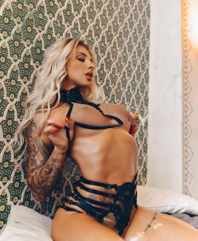 Индивидуалка Санти Фестивальный Фотография 