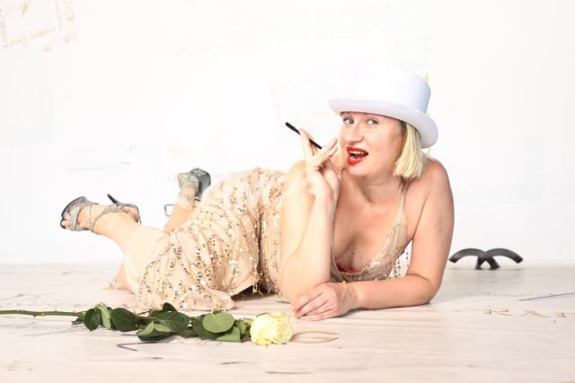 Массажистка Вика мссаж СМР Фотография 